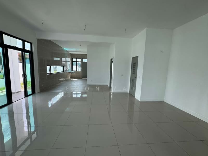 2-storey Terraced House for Sale in Bandar Dato Onn (Tebrau) - Evon Yap - Living Room - PropertyGuru.com.my