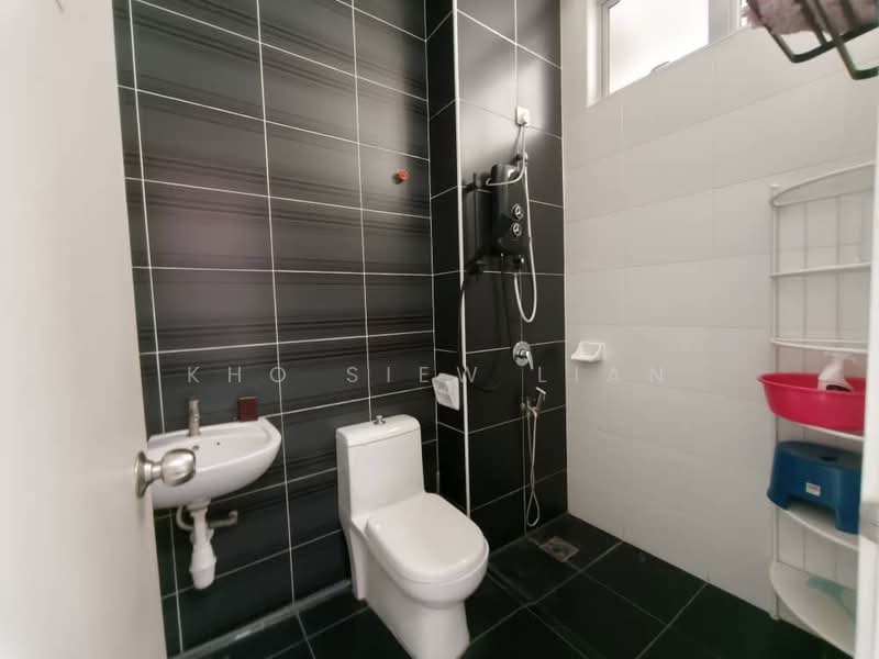 Rumah Teres 3 Tingkat untuk Dijual di Taman Mount Austin (Tebrau) - Kho Siew Lian - PropertyGuru.com.my