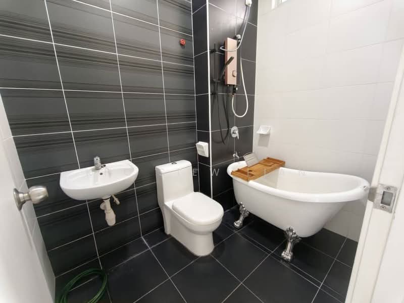 Rumah Teres 3 Tingkat untuk Dijual di Taman Mount Austin (Tebrau) - Kho Siew Lian - PropertyGuru.com.my