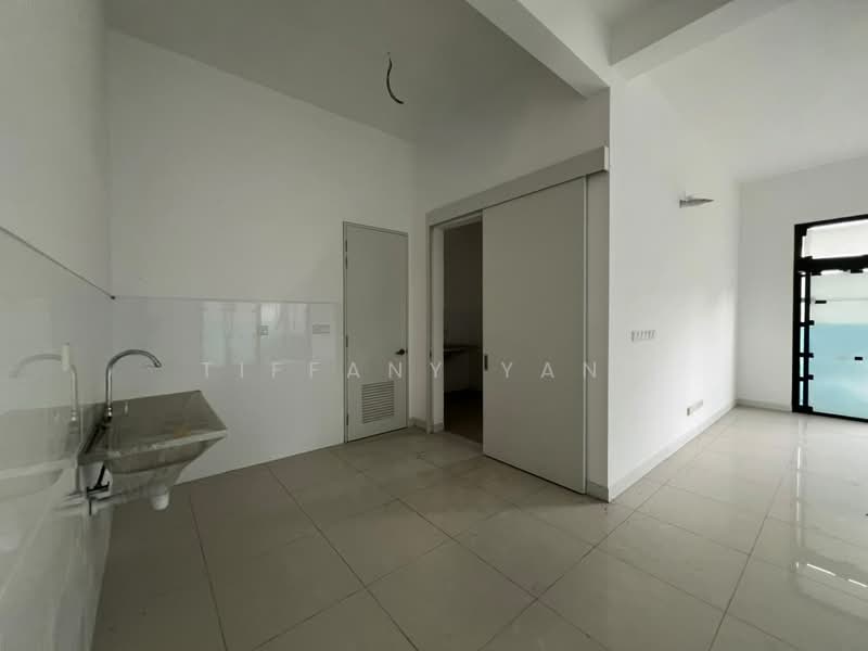 Semi-Detached House for Sale in Sungai Buloh (Selangor) - Tiffany Yang - PropertyGuru.com.my