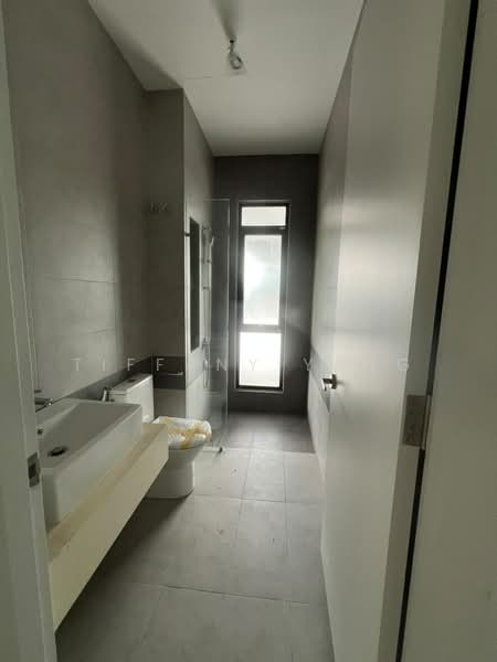 Semi-Detached House for Sale in Sungai Buloh (Selangor) - Tiffany Yang - PropertyGuru.com.my