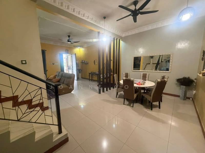 2-storey Terraced House for Sale in Johor Bahru (Johor) - Joanne Yong - Living Room - PropertyGuru.com.my
