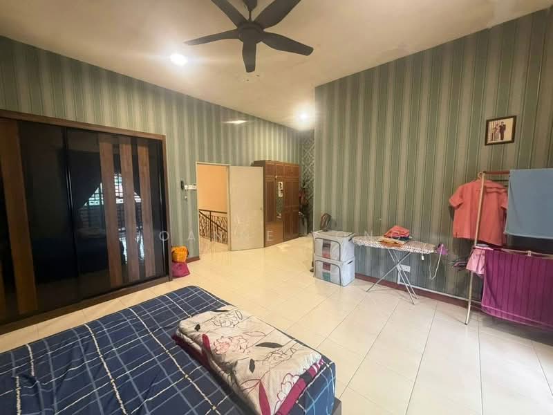 2-storey Terraced House for Sale in Johor Bahru (Johor) - Joanne Yong - Bedroom - PropertyGuru.com.my