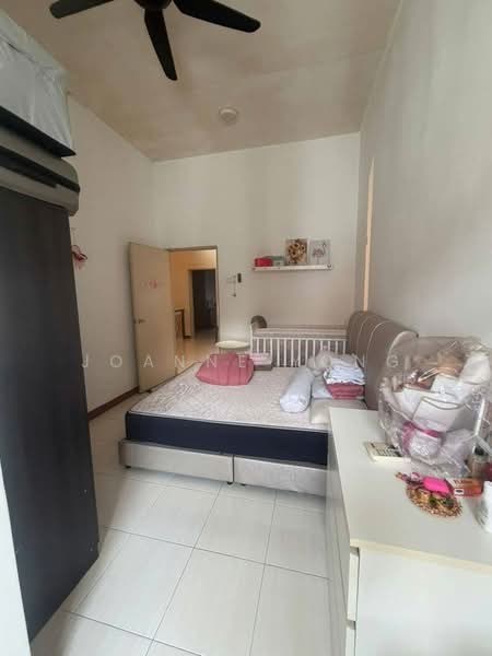 2-storey Terraced House for Sale in Johor Bahru (Johor) - Joanne Yong - Bedroom - PropertyGuru.com.my