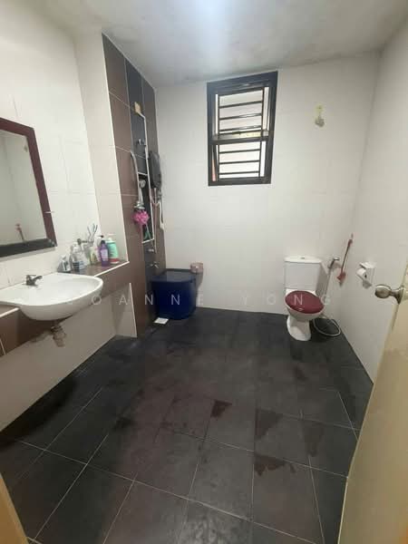 2-storey Terraced House for Sale in Johor Bahru (Johor) - Joanne Yong - Bathroom - PropertyGuru.com.my