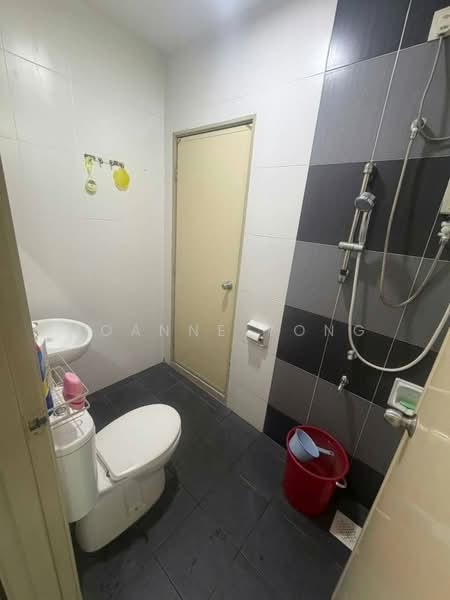 2-storey Terraced House for Sale in Johor Bahru (Johor) - Joanne Yong - Bathroom - PropertyGuru.com.my