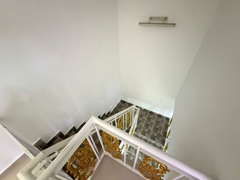 Rumah Teres untuk Dijual di Bandar Country Homes (Rawang) - Roman Yap - Interior - PropertyGuru.com.my