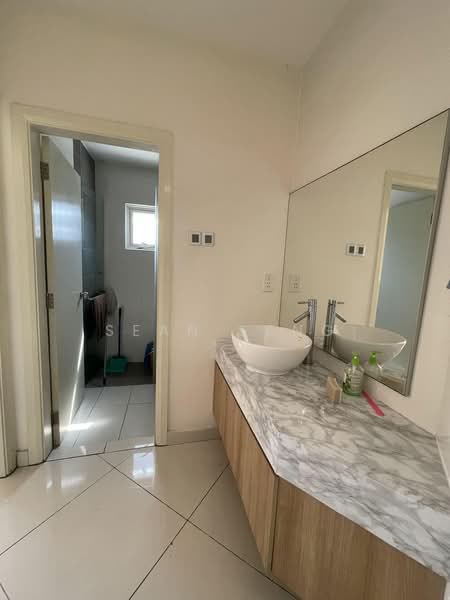Service Residence for Sale at Crest Residence - Sean Seng - Bathroom - PropertyGuru.com.my