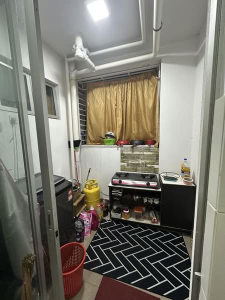 Pangsapuri untuk Dijual di Trifolis - Grey Ong - Kitchen - PropertyGuru.com.my