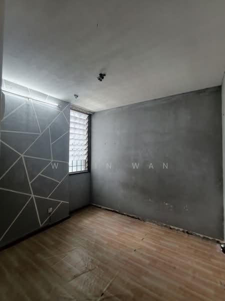 Pangsapuri untuk Dijual di Abdullah Hukum Apartment - Wysin Wan - PropertyGuru.com.my