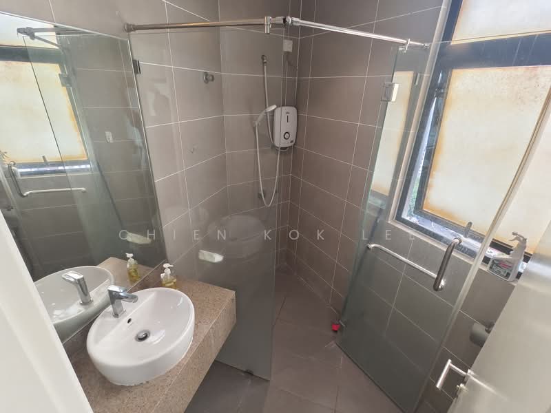 Condominium for Rent at Chymes @ Gurney - Chien Kok Lee - Bathroom - PropertyGuru.com.my