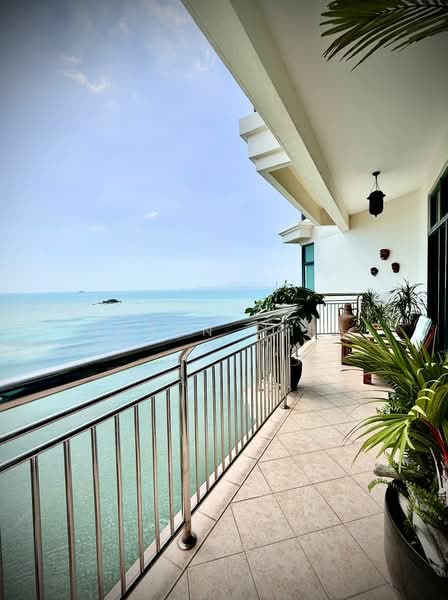 Condominium for Sale at Sri Golden Bay Condominium - Susan Chia - Balcony - PropertyGuru.com.my