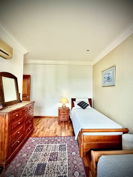 Condominium for Sale at Sri Golden Bay Condominium - Susan Chia - Bedroom - PropertyGuru.com.my