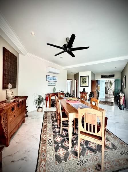 Condominium for Sale at Sri Golden Bay Condominium - Susan Chia - Dining Room - PropertyGuru.com.my