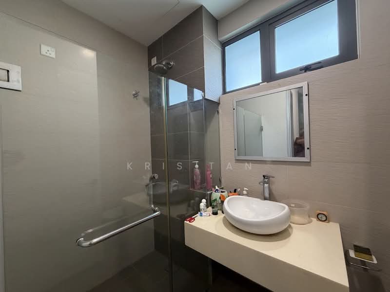 Rumah Berkembar untuk Dijual di Saujana Impian (Kajang) - Kris Tan - Bathroom - PropertyGuru.com.my