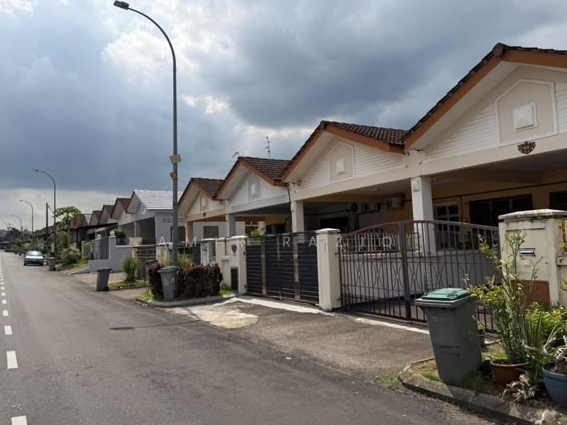 1-storey Terraced House for Sale in Taman Mount Austin (Tebrau) - Amir Raziq - Exterior - PropertyGuru.com.my