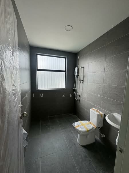 Rumah Teres 2 Tingkat untuk Disewa di Ulu Tiram (Johor) - Lim Tze Jie - Bathroom - PropertyGuru.com.my