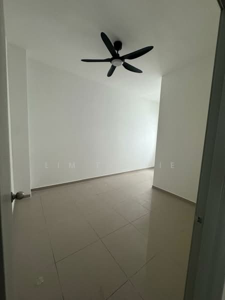 Rumah Teres 2 Tingkat untuk Disewa di Taman Bestari Indah (Ulu Tiram) - Lim Tze Jie - Interior - PropertyGuru.com.my