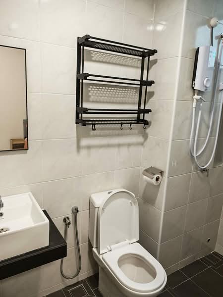 Townhouse for Rent in Bandar Cassia (Batu Kawan) - Jossie Teoh - Bathroom - PropertyGuru.com.my