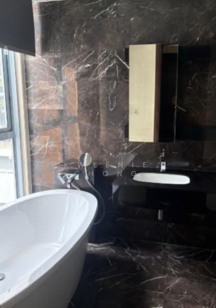 Condominium for Sale at Hampshire Residences - Kweenie Chong - Bathroom - PropertyGuru.com.my