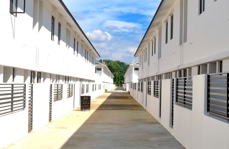 2-storey Terraced House for Sale in Rawang (Selangor) - Tron Wan - Exterior - PropertyGuru.com.my
