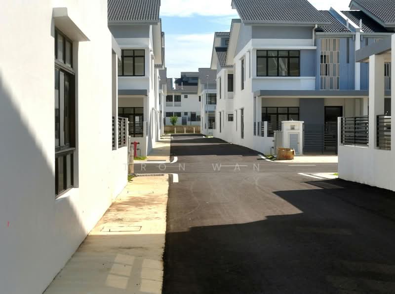 2-storey Terraced House for Sale in Rawang (Selangor) - Tron Wan - Exterior - PropertyGuru.com.my