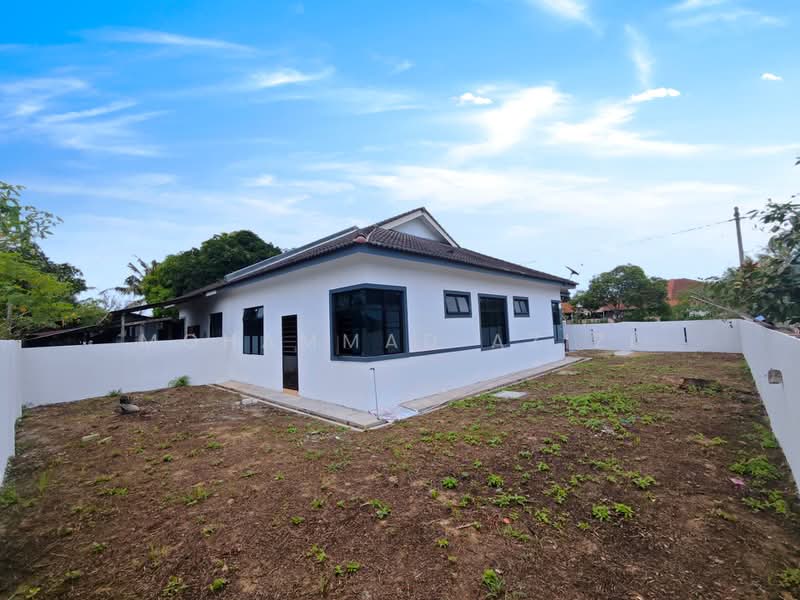 Semi-Detached House for Sale in Kampung Sungai Soi (Kuantan) - Mohammad Azizi - PropertyGuru.com.my