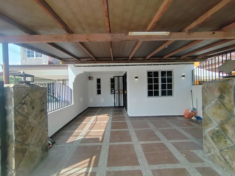 Terraced House for Sale in Bandar Country Homes (Rawang) - Yean Ma - Exterior - PropertyGuru.com.my