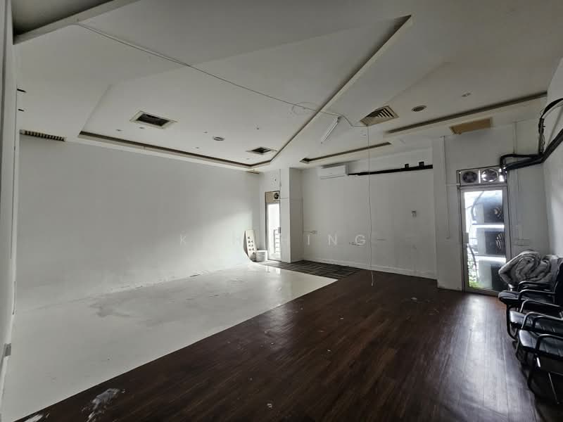 Shop / Office for Rent in Cheras (Kuala Lumpur) - Kah Hing - Interior - PropertyGuru.com.my