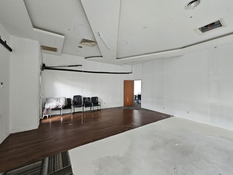 Shop / Office for Rent in Cheras (Kuala Lumpur) - Kah Hing - Interior - PropertyGuru.com.my