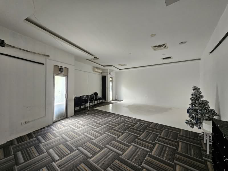 Shop / Office for Rent in Cheras (Kuala Lumpur) - Kah Hing - Interior - PropertyGuru.com.my