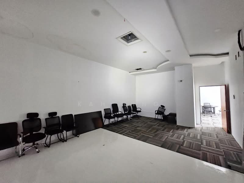 Shop / Office for Rent in Cheras (Kuala Lumpur) - Kah Hing - Interior - PropertyGuru.com.my