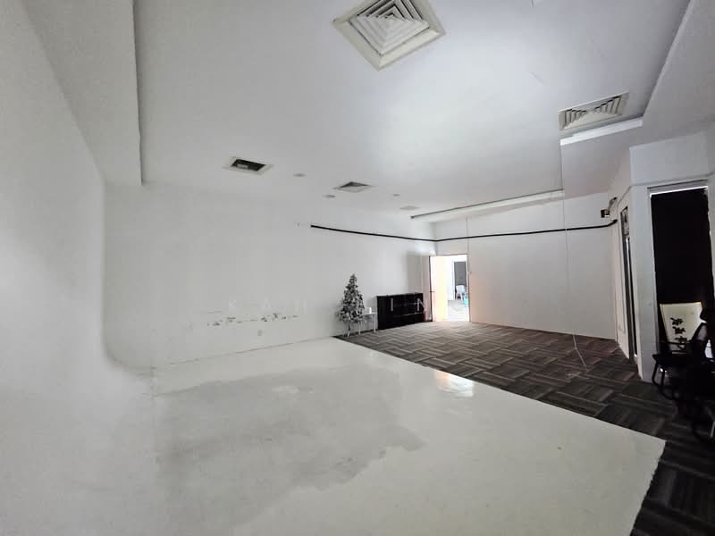 Shop / Office for Rent in Cheras (Kuala Lumpur) - Kah Hing - Interior - PropertyGuru.com.my