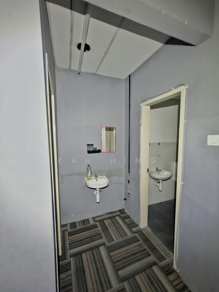 Shop / Office for Rent in Cheras (Kuala Lumpur) - Kah Hing - Bathroom - PropertyGuru.com.my