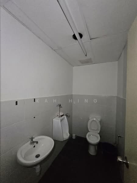 Shop / Office for Rent in Cheras (Kuala Lumpur) - Kah Hing - Bathroom - PropertyGuru.com.my