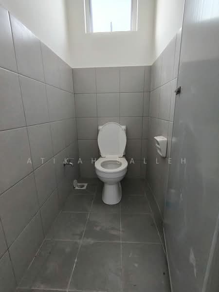 Kedai / Pejabat untuk Dijual di Bertam (Kepala Batas) - Atikah Salleh - Washrooom - PropertyGuru.com.my