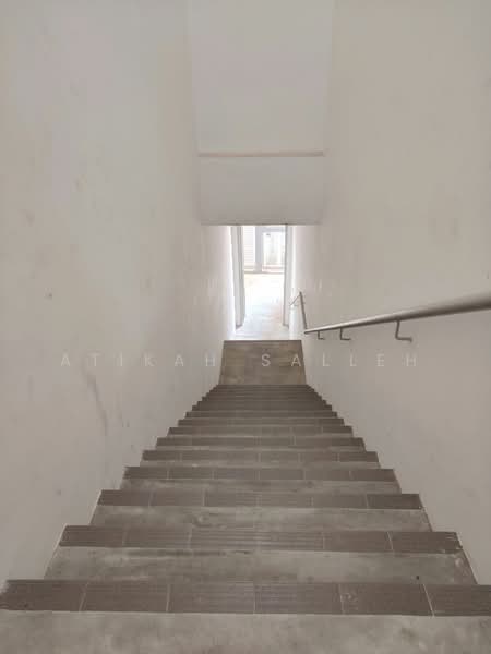 Kedai / Pejabat untuk Dijual di Bertam (Kepala Batas) - Atikah Salleh - Staircase - PropertyGuru.com.my