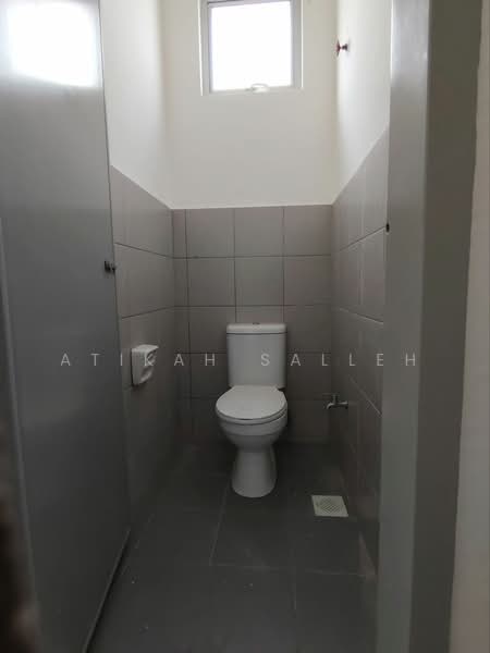 Kedai / Pejabat untuk Dijual di Bertam (Kepala Batas) - Atikah Salleh - Washroom - PropertyGuru.com.my