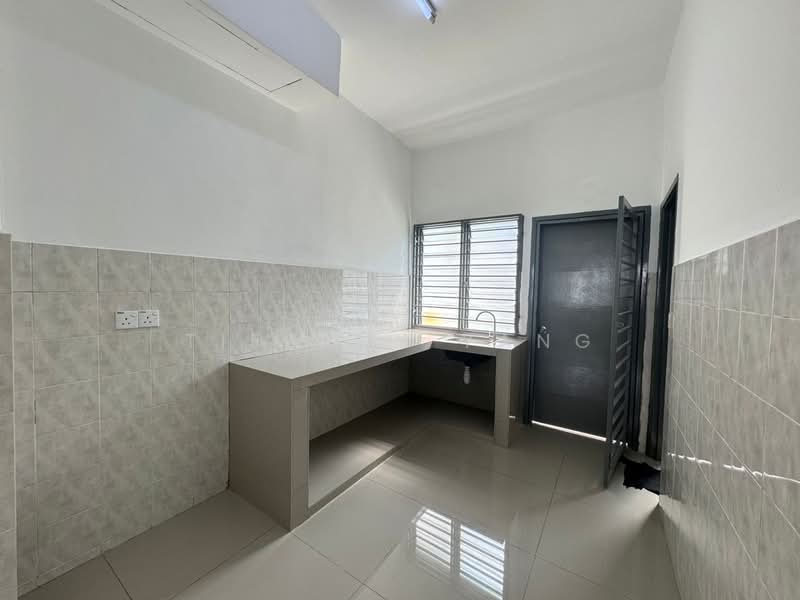 Rumah Teres 2 Tingkat untuk Dijual di Bandar Tasik Puteri (Rawang) - Tiffany Yang - Kitchen - PropertyGuru.com.my