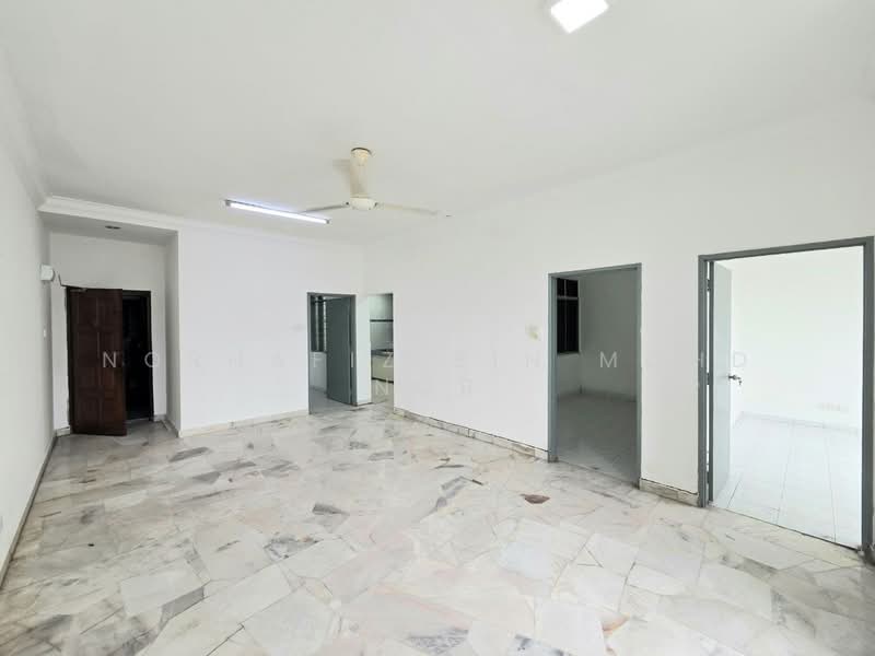 Apartment for Sale at Pangsapuri Lagoon Perdana - Norhafiz Bin Mohd Nor - PropertyGuru.com.my