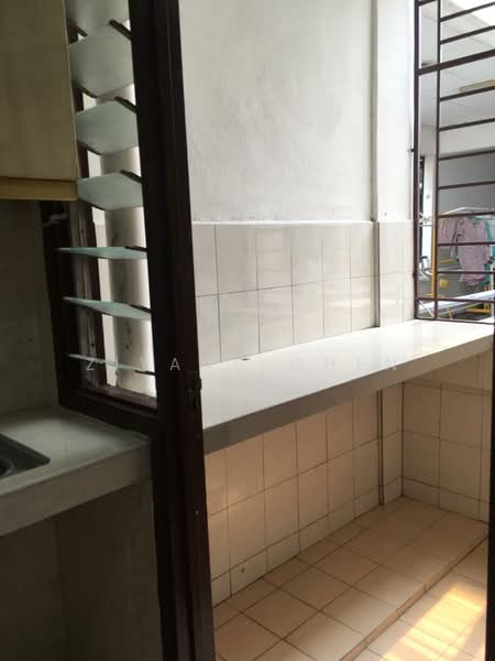 Pangsapuri untuk Disewa di Pangsapuri Mutiara Subang - Ziyang Chen - Kitchen - PropertyGuru.com.my
