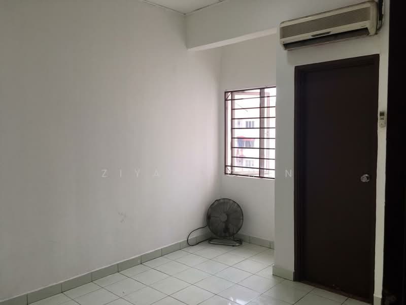 Pangsapuri untuk Disewa di Pangsapuri Mutiara Subang - Ziyang Chen - Interior - PropertyGuru.com.my