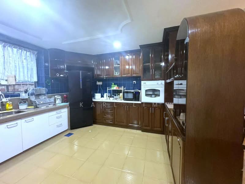 Rumah Banglo untuk Dijual di Taman Sentosa (Johor Bahru) - Karl Lim - Kitchen - PropertyGuru.com.my