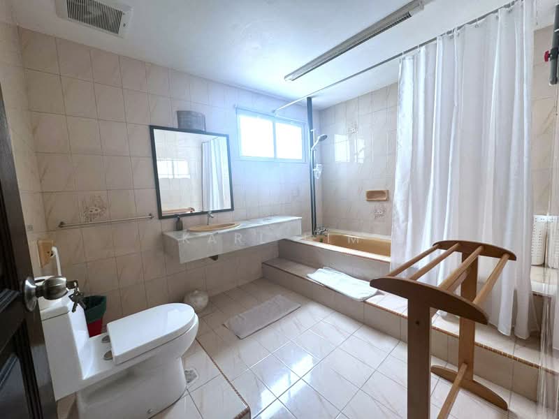 Rumah Banglo untuk Dijual di Taman Sentosa (Johor Bahru) - Karl Lim - Bathroom - PropertyGuru.com.my