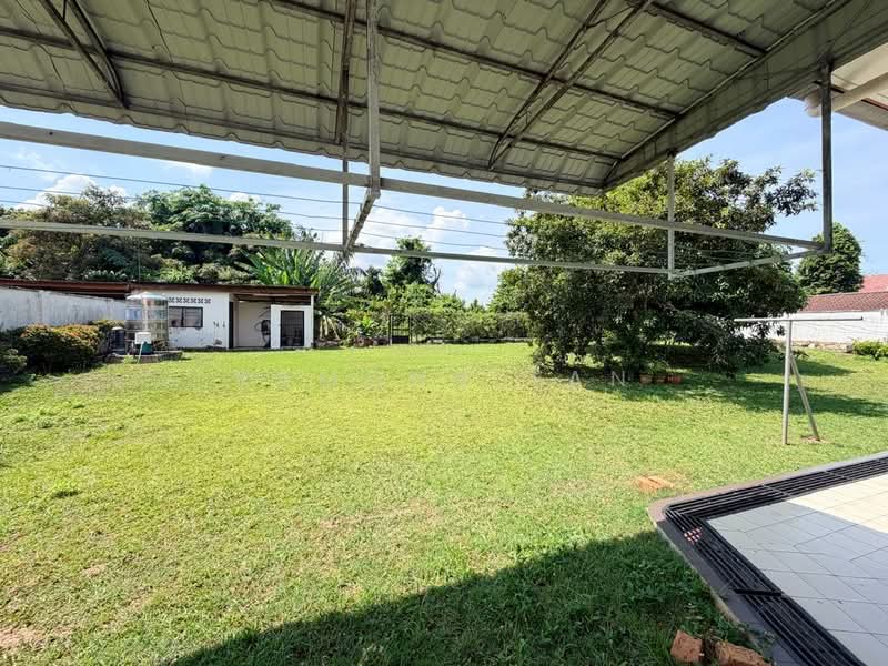 Rumah Banglo untuk Dijual di Taman Perkota (Bukit Baru) - Ramona Tan - Garden - PropertyGuru.com.my