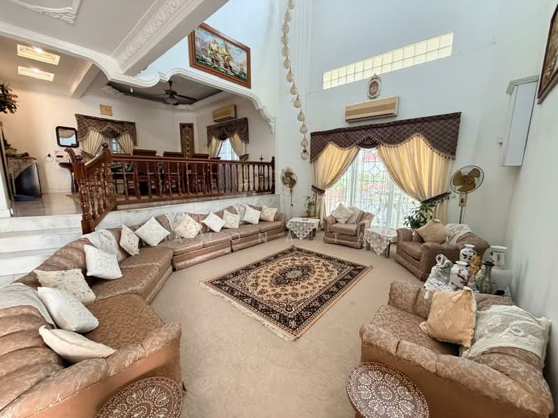 Rumah Banglo untuk Dijual di Taman Perkota (Bukit Baru) - Ramona Tan - Living Room - PropertyGuru.com.my