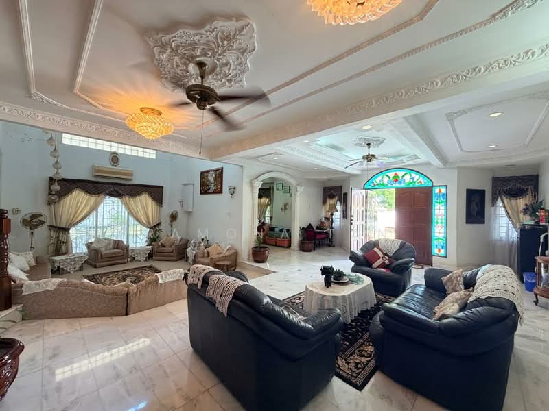 Rumah Banglo untuk Dijual di Taman Perkota (Bukit Baru) - Ramona Tan - Living Room - PropertyGuru.com.my