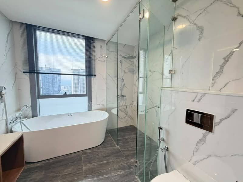 Service Residence for Sale at Core Residence @ TRX - Mr Wan - Bathroom - PropertyGuru.com.my