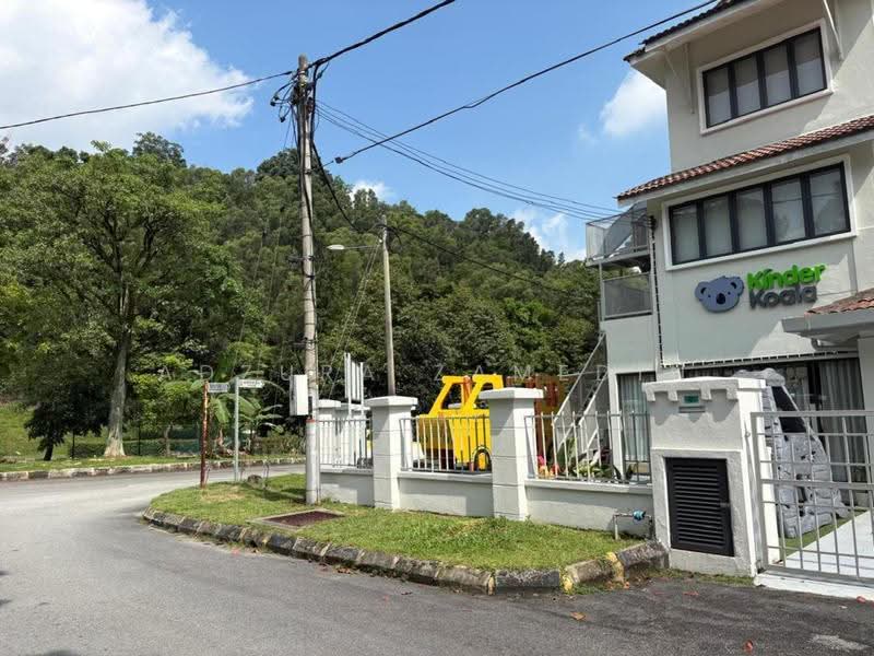 2.5-storey Terraced House for Sale in Bandar Puteri Puchong (Puchong) - Adzura Zamedin - Exterior - PropertyGuru.com.my