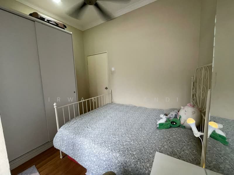 2-storey Terraced House for Sale in Bandar Saujana Putra (Tanjong Duabelas) - Irwan Affandi - Bedroom - PropertyGuru.com.my